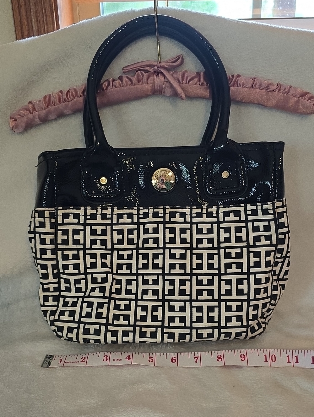 Tommy Hilfiger Black & White Logo-Print Shoulder Tote with Patent Trim